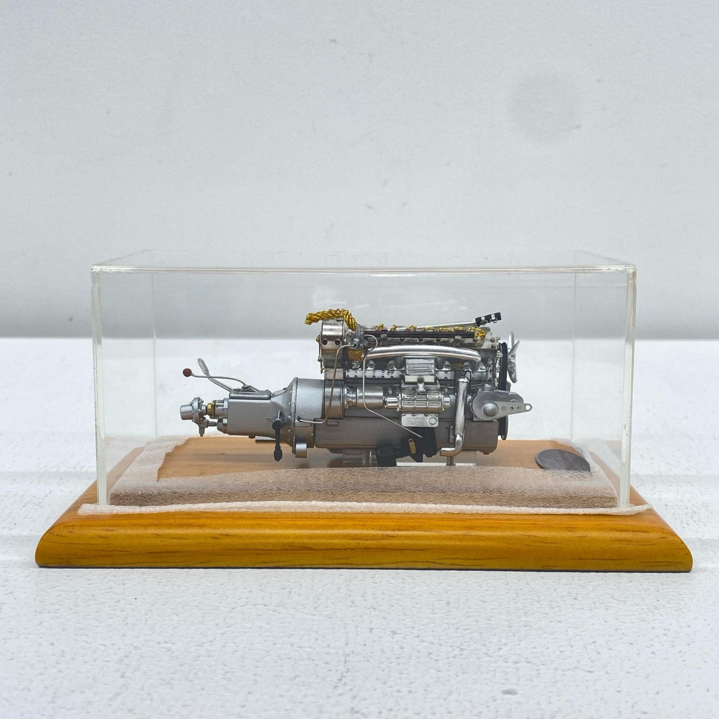 CMC BUGATTI 57 SC 1938 Engine