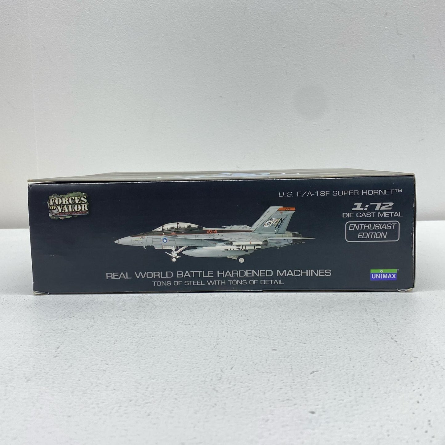 UNIMAX U.S. F/A-18F Super Hornet U.S. Armed Forces