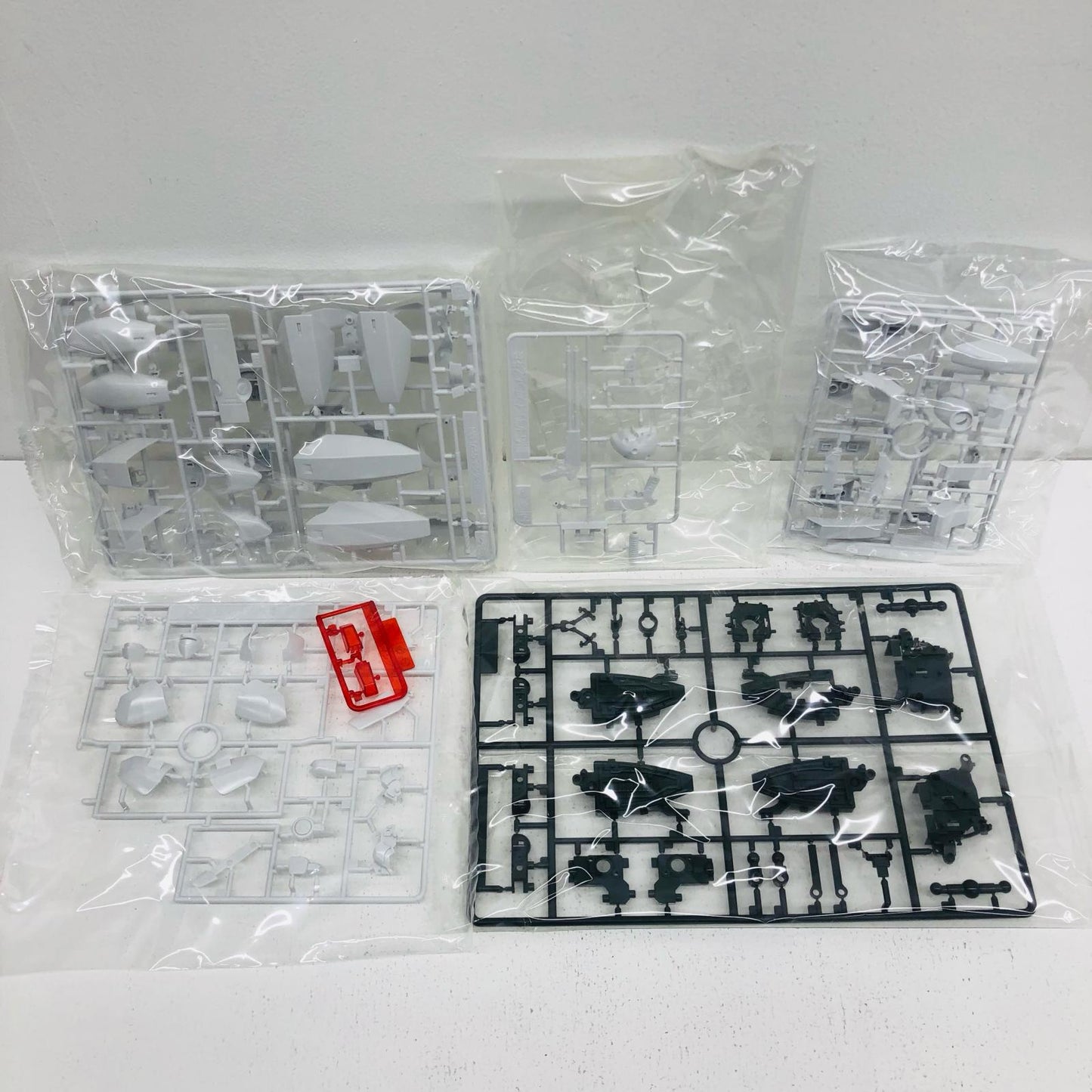 1/35 MG Patlabor Shinohara Heavy Industries Type 98 AV WXIII Edition Ingram Unit 2 (with Flashing Police Lamp LED Unit) "WXIII Patlabor the Movie 3" [0107022]