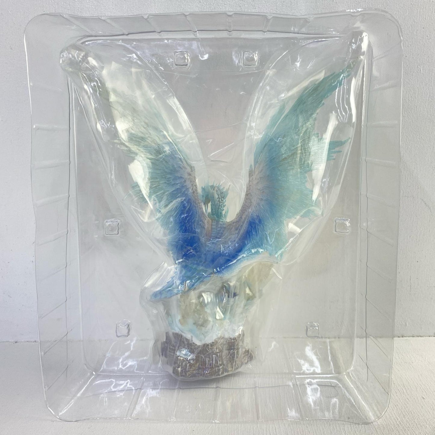 [単品]イヴェルカーナ「PS4ソフトモンスターハンターワールド：アイスボーンコレクターズ・パッケージ」同梱フィギュア【フィギュア】