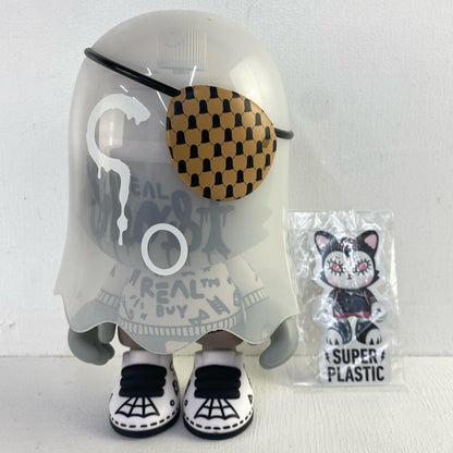 Super Plastic x Super Ghost Gray [Figure]