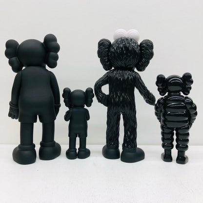 KAWS FAMILY BLACK [Figure]