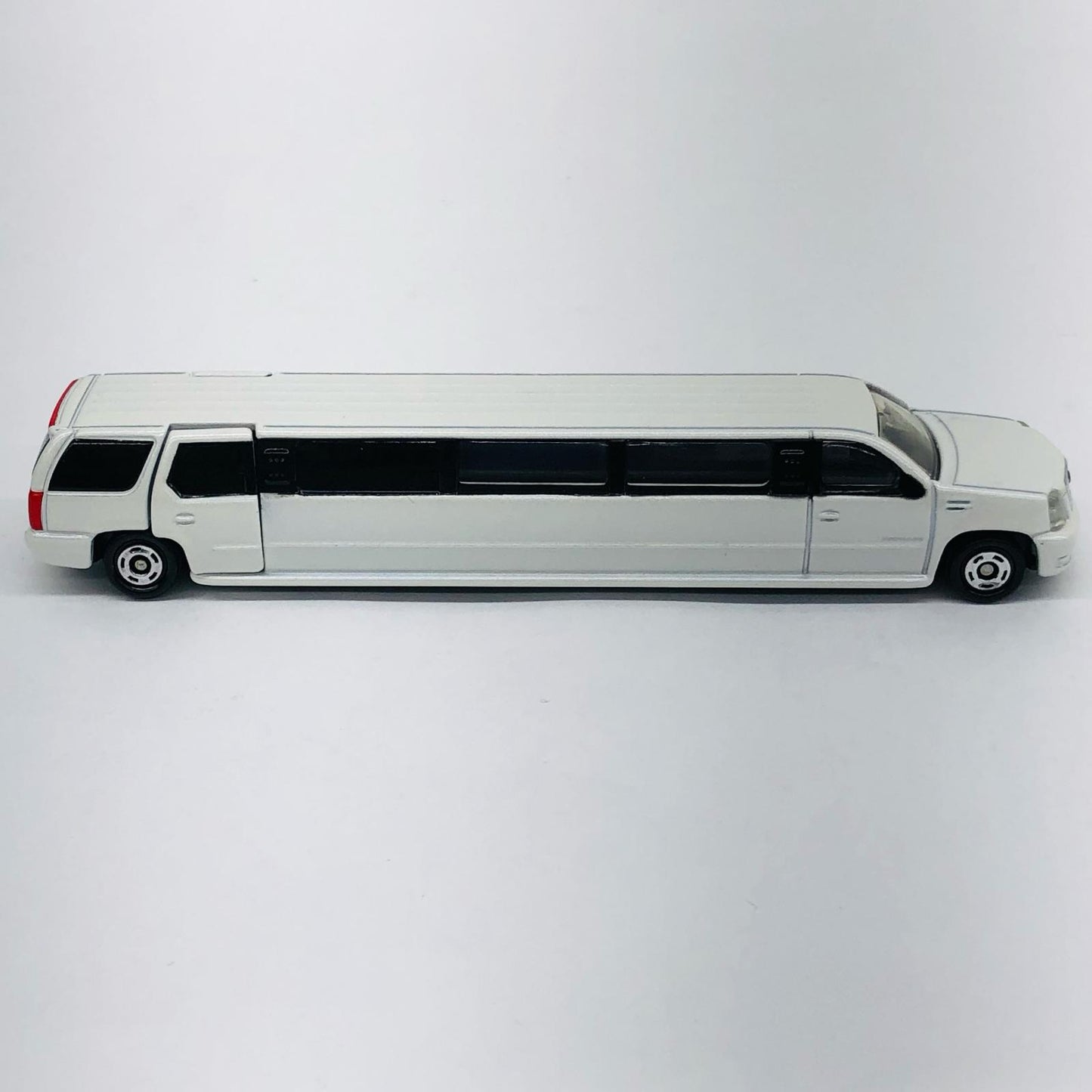 Cadillac Escalade "Long Type Tomica No. 136"