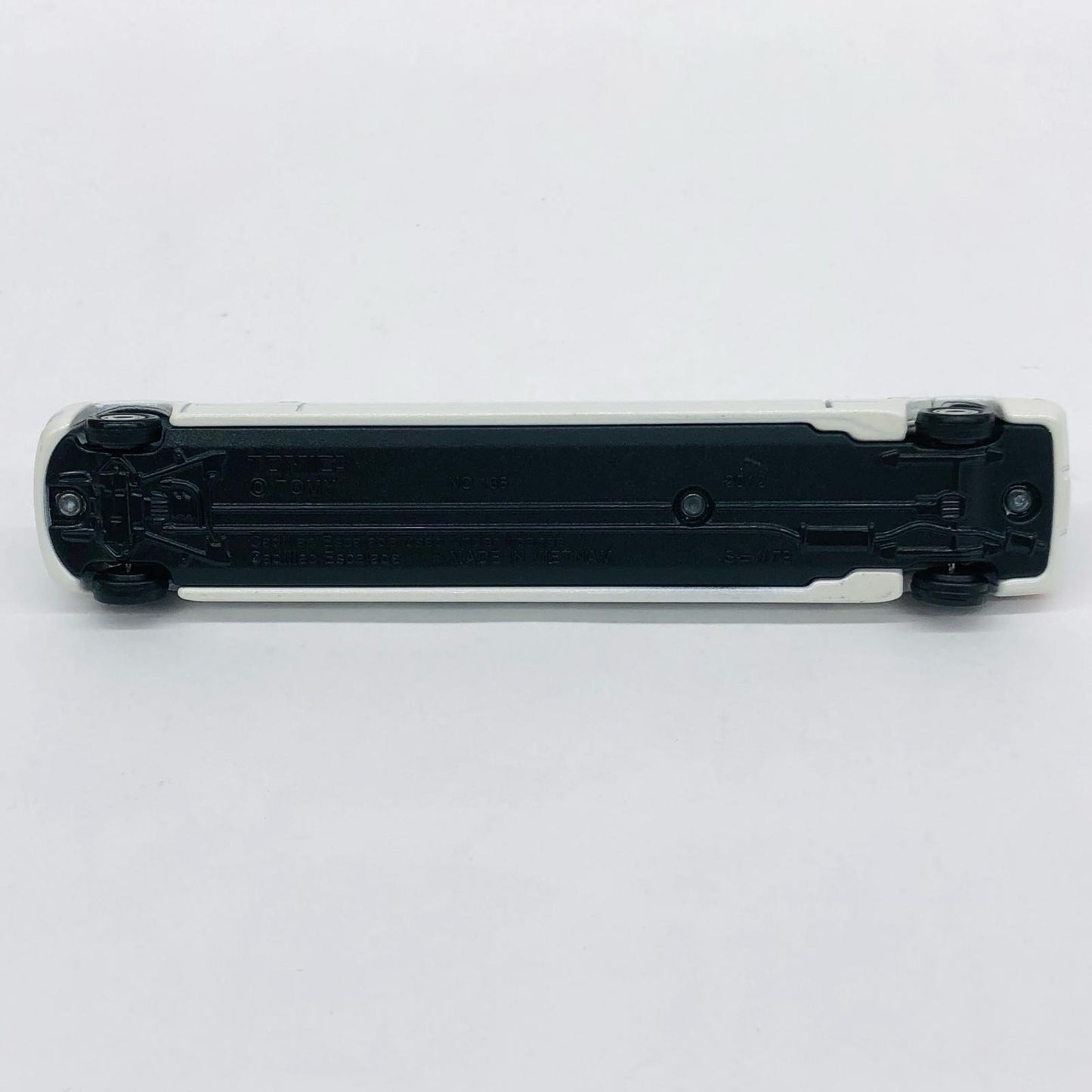 Cadillac Escalade "Long Type Tomica No. 136"
