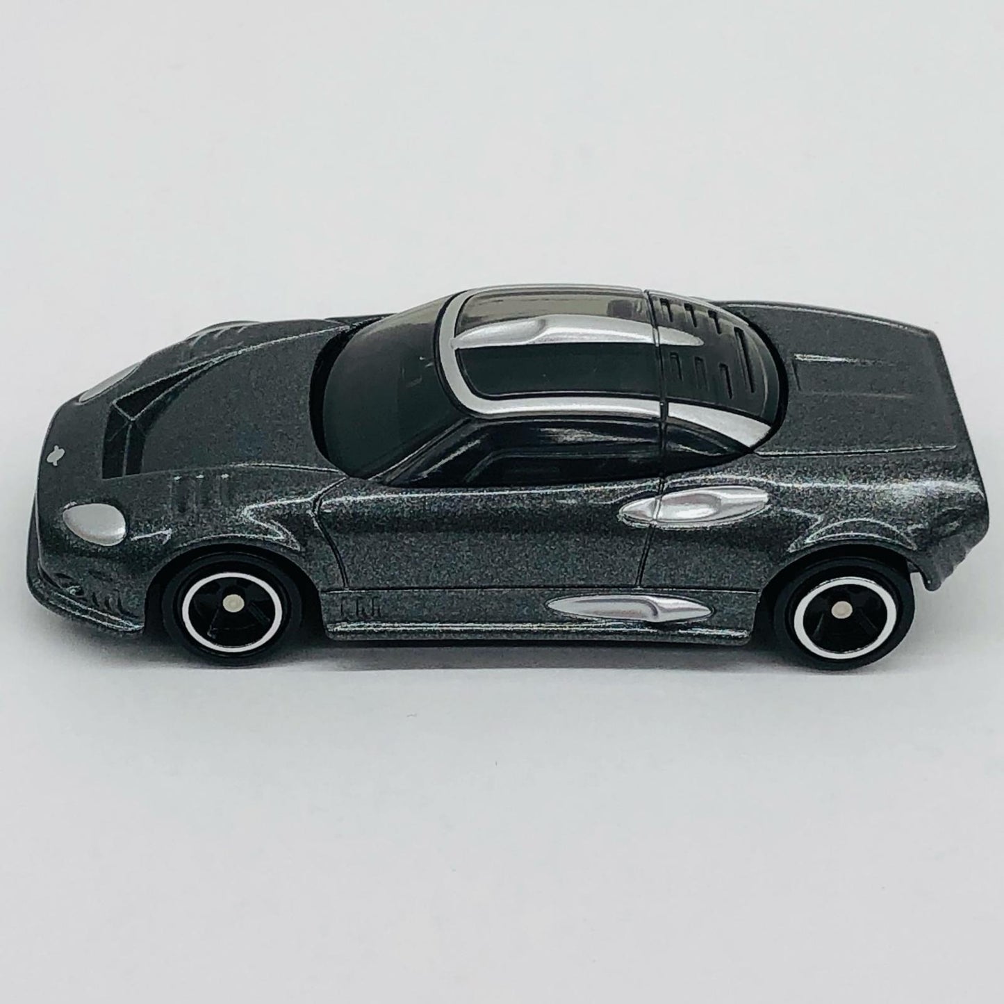 Toyota 2000GT (White) "Tomica Premium 27"