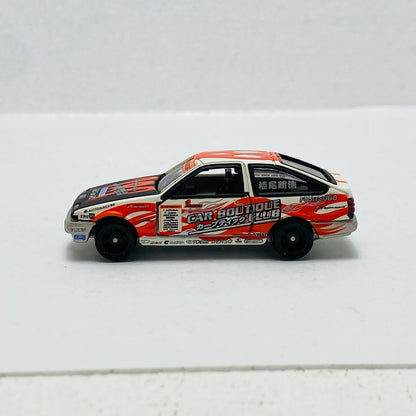 1/61 Toyota Sprinter Trueno AE86 Car Boutique Club Ueo Katsuhiro (White x Black x Red) "Tomica D1 GRAND PRIX SERIES"