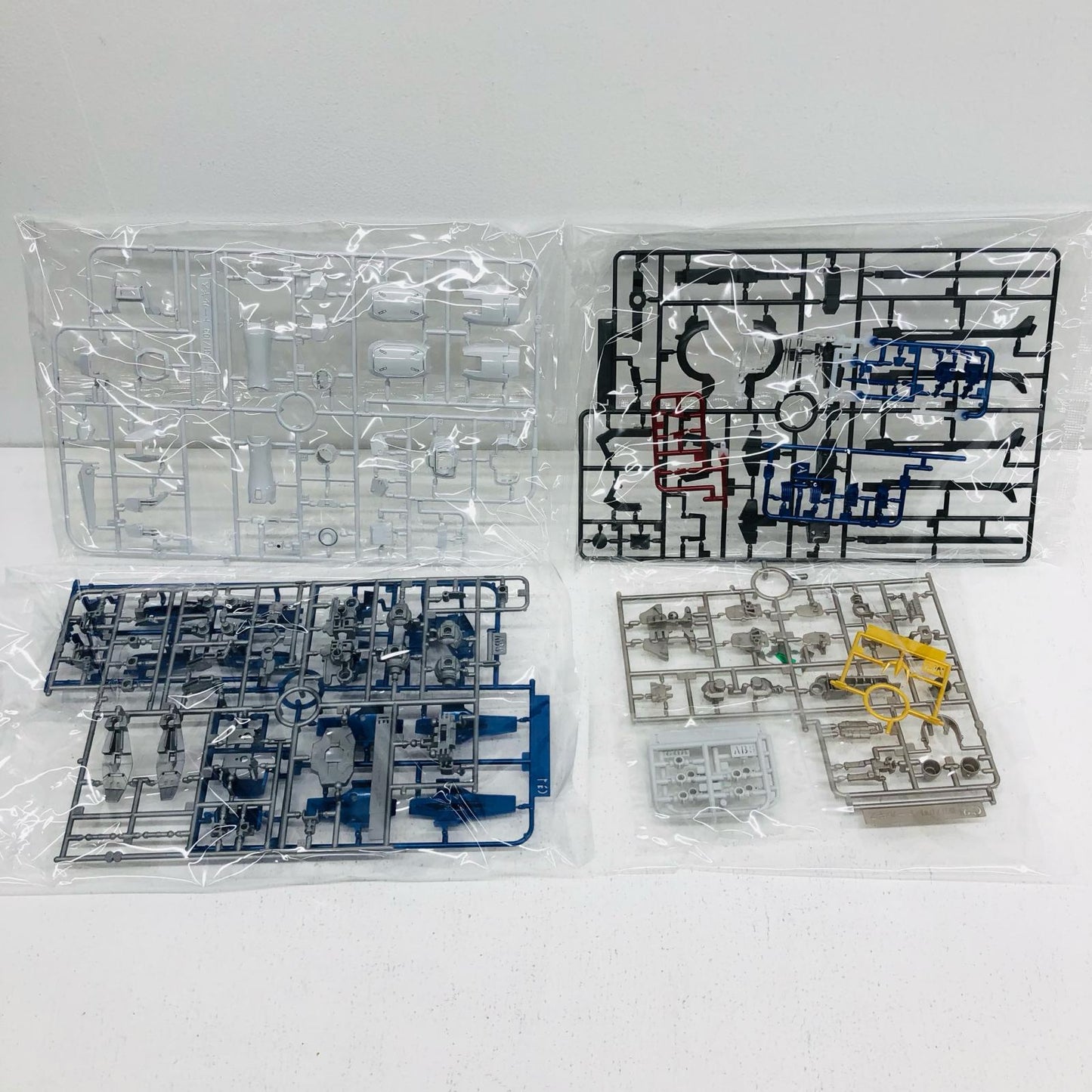 1/100 MGOZ-00MS2B Tallgeese III (Special Coating) "Mobile Suit Gundam Wing Endless Waltz" Event Limited [5055568]