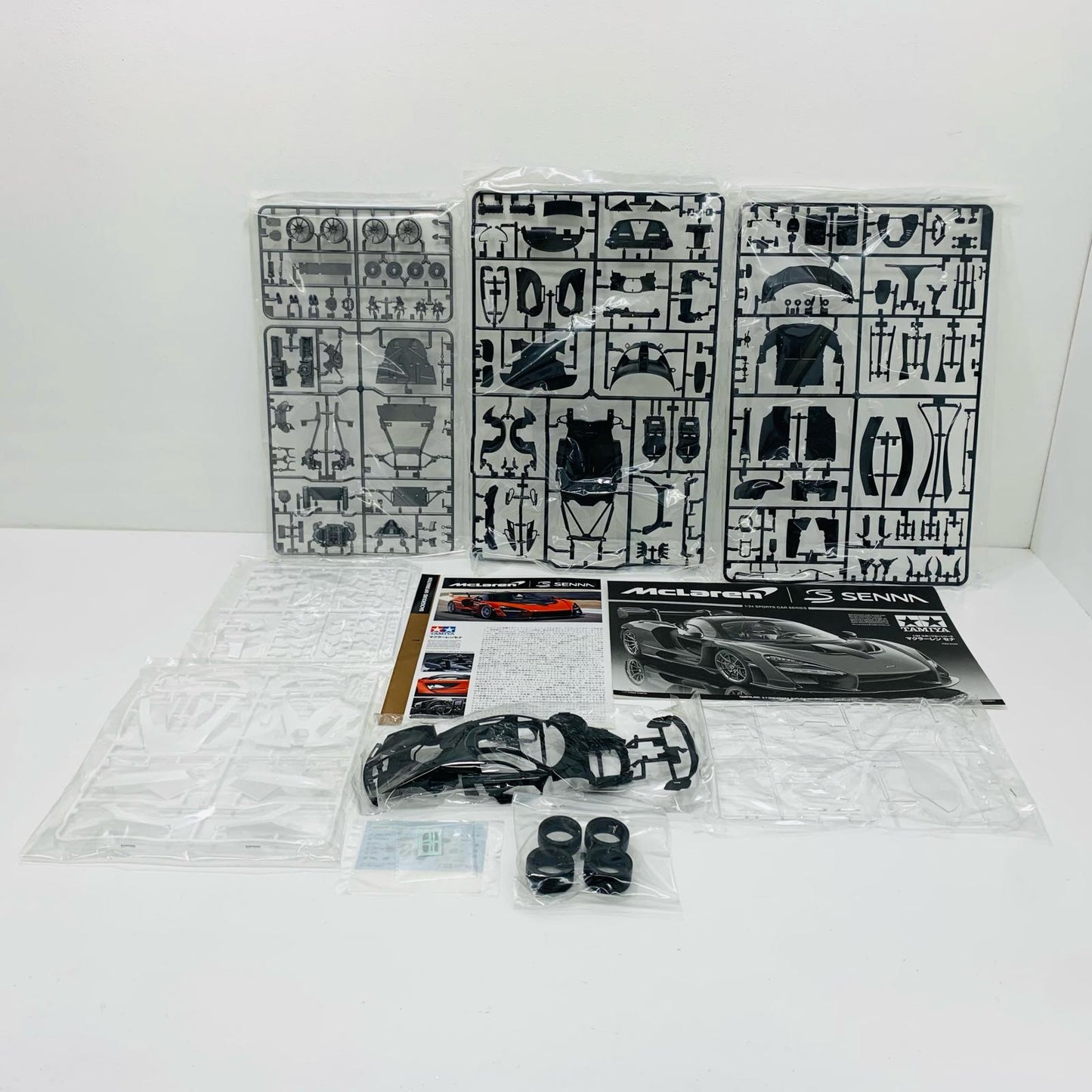 1/24 McLaren Senna "Sports Car Series No.355" Display Model [24355]