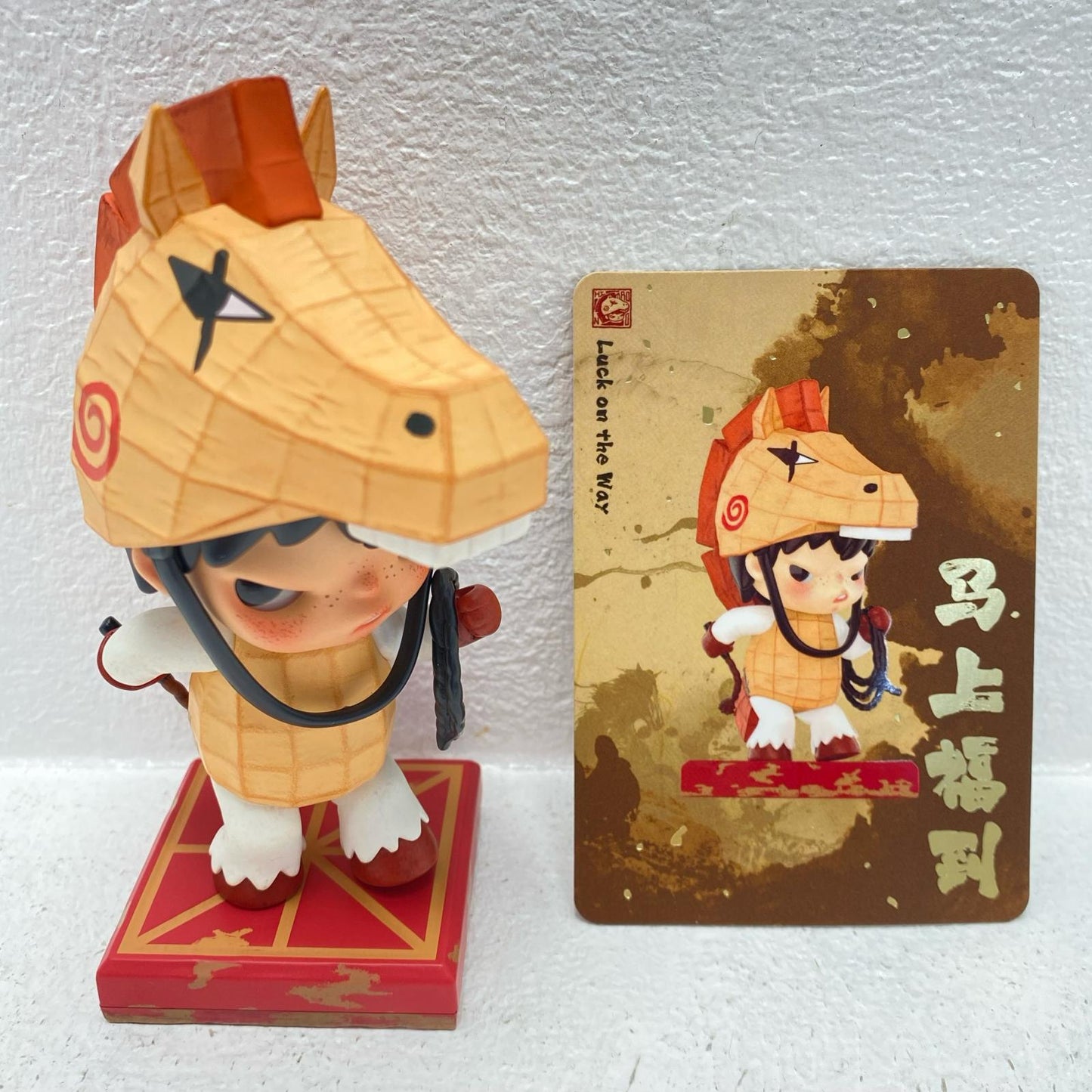 Luck on the Way POPMART The Golden Gallop [Figure]