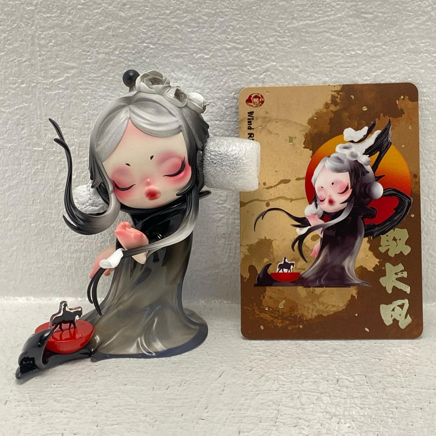 Wind Rider POPMART The Golden Gallop [Figure]