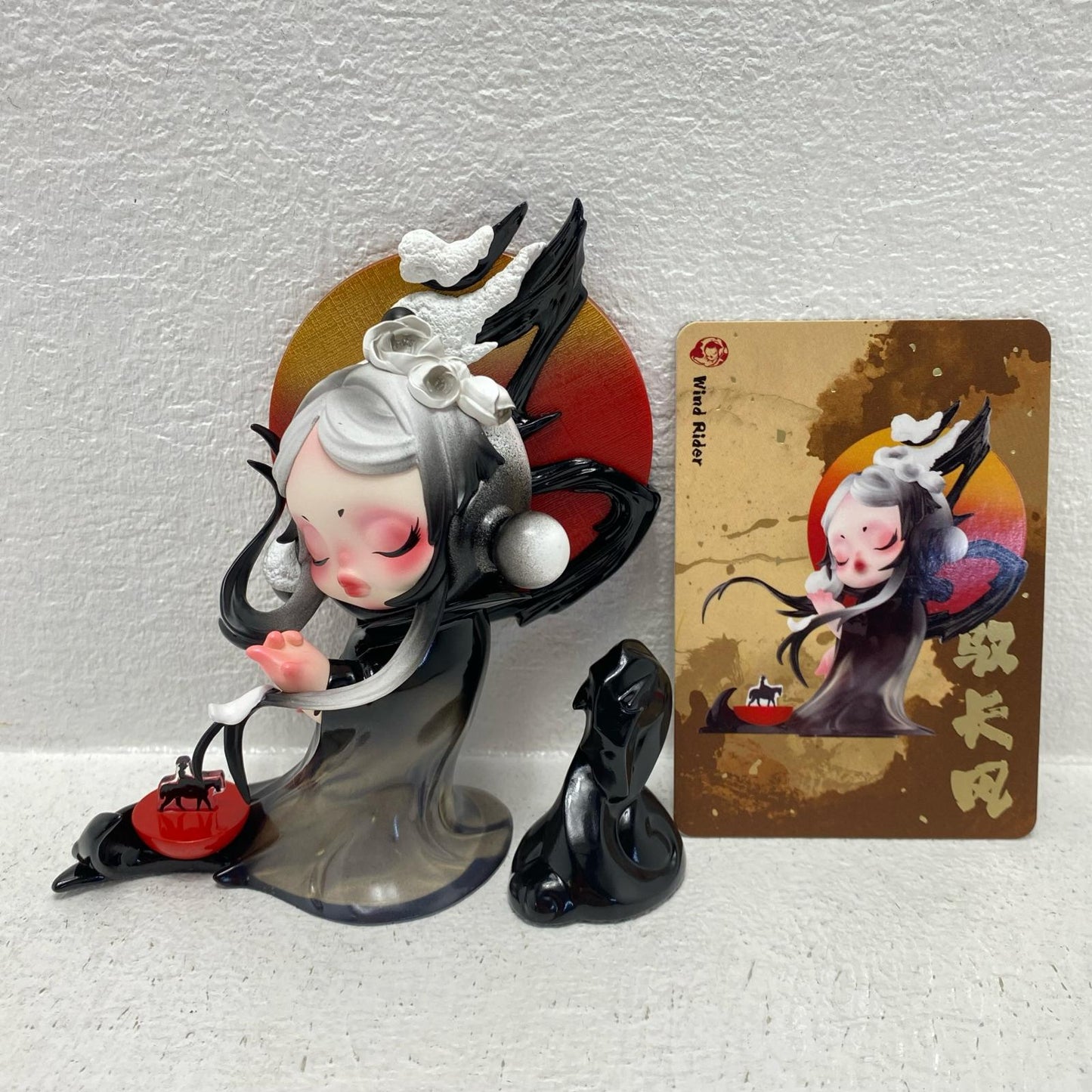 Wind Rider POPMART The Golden Gallop [Figure]