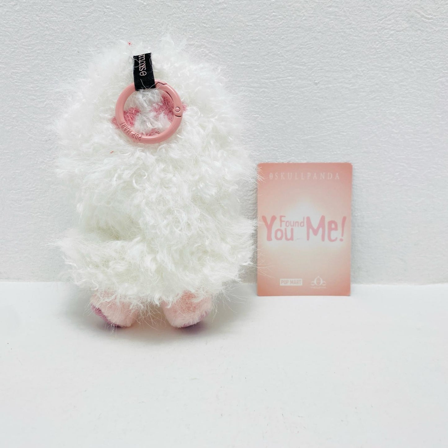Ghostie? "SKULLPANDA You Found Me! Series Plush Pendant" [Figure]