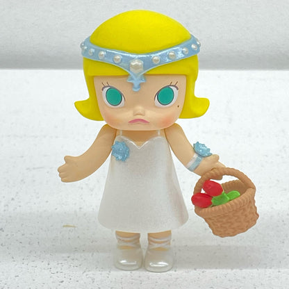 December Princess Molly Wedding Flower Girl [Figure]