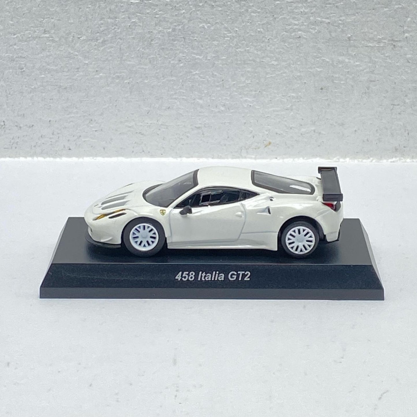 1/64 Ferrarri 458 Italia GT2 カルワザバージョン(マッ