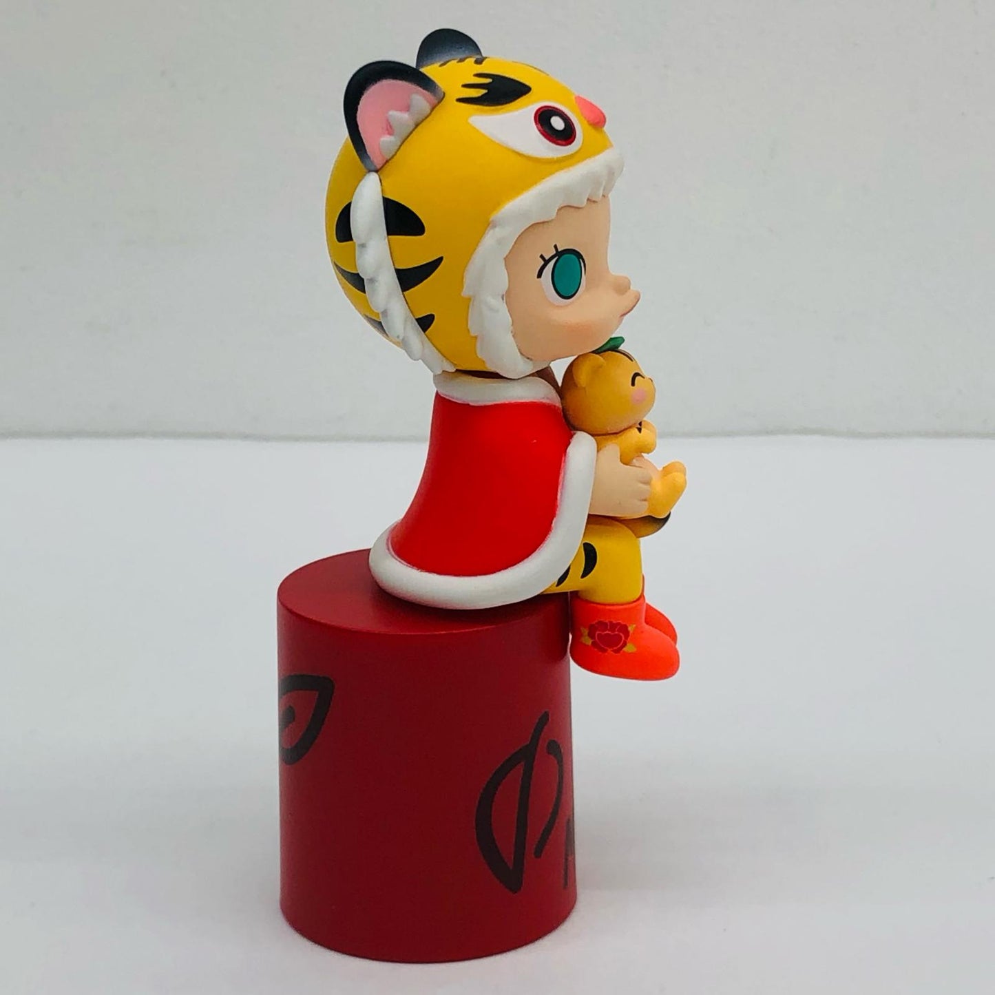 Tiger Fresh xMolly Bottle Cap [Figure]