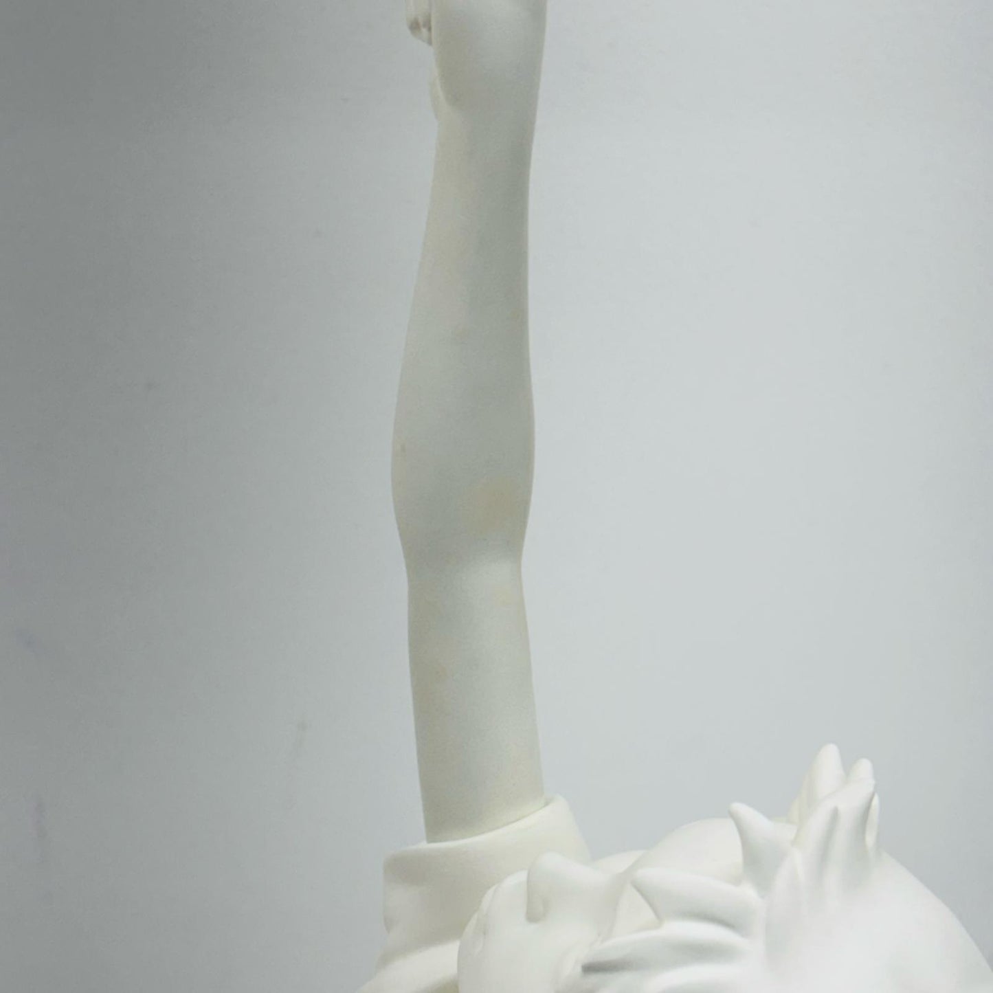 Sync. 3FT Flying Balloons Girl [Figure]