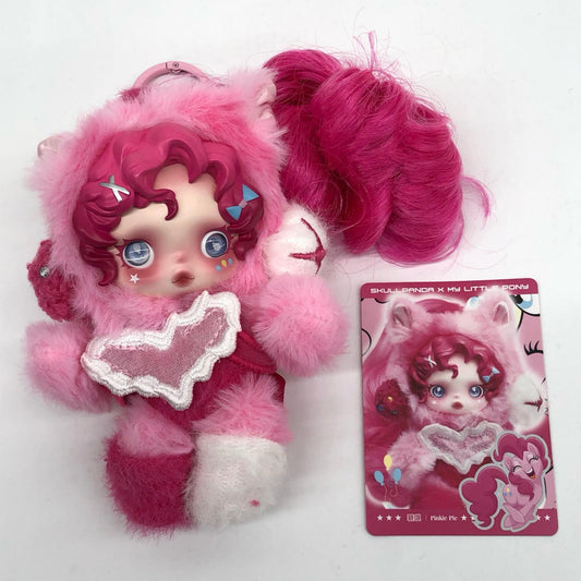 Pinkie Pie「SKULLPANDA × My Little Pony シリーズ ぬいぐるみペンダント」【フィギュア】