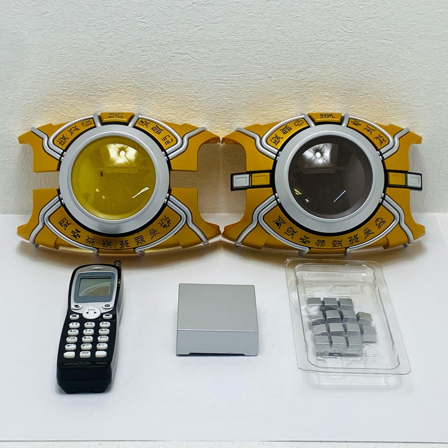 COMPLETE SELECTION MODIFICATION HENSHIN BELT ARCLE "Kamen Rider Kuuga" Premium Bandai Limited