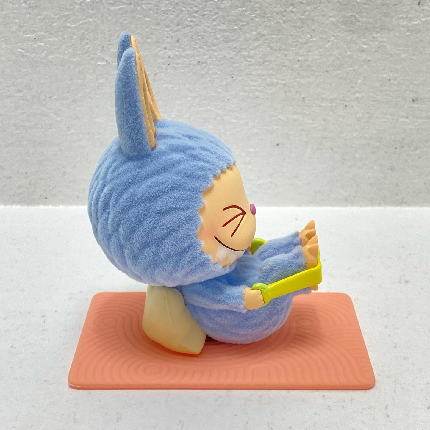 Stretch Out THE MONSTERS LAZY YOGA【フィギュア】