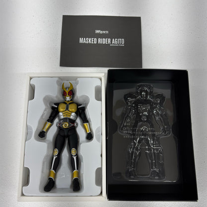 S.H.Figuarts(真骨彫製法)仮面ライダーアギトグランドフォーム「仮面ライダーアギト」【フィギュア】