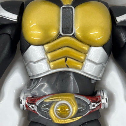S.H.Figuarts(真骨彫製法)仮面ライダーアギトグランドフォーム「仮面ライダーアギト」【フィギュア】
