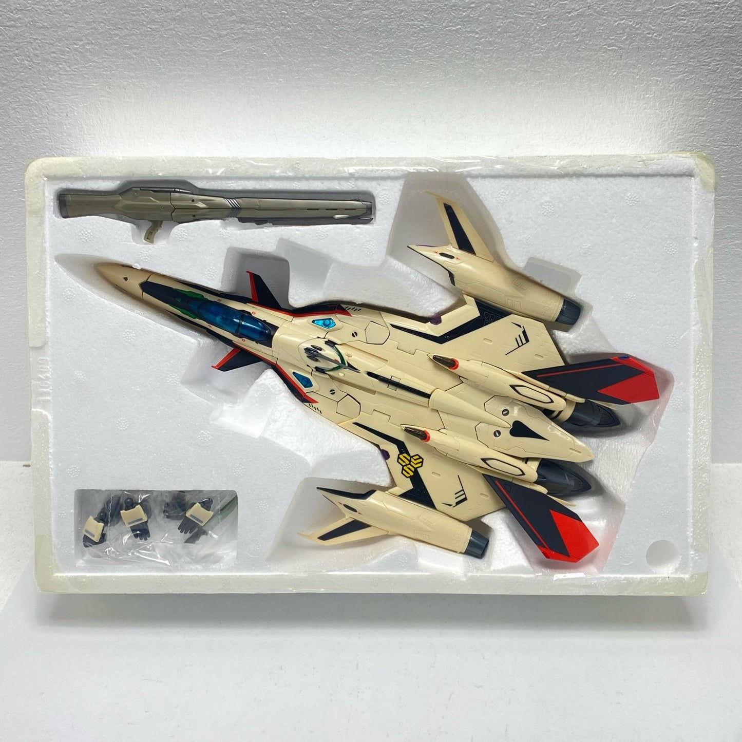 DX超合金GE-63YF-29デュランダルバルキリー(イサム機)「マクロス30銀河を繋ぐ歌声」魂ウェブ商店限定【フィギュア】
