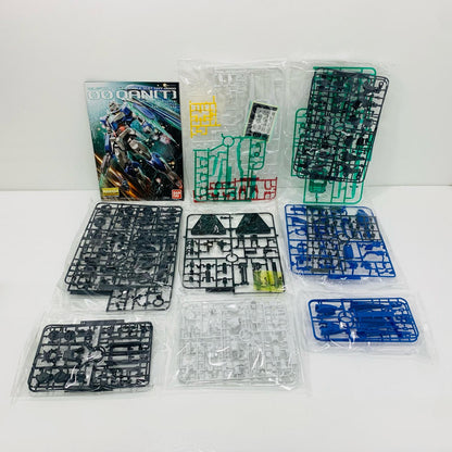 1/100MGGNT-0000ダブルオークアンタ「劇場版機動戦士ガンダム00(ダブルオー)-AwakeningoftheTrailblazer-」[5061587]