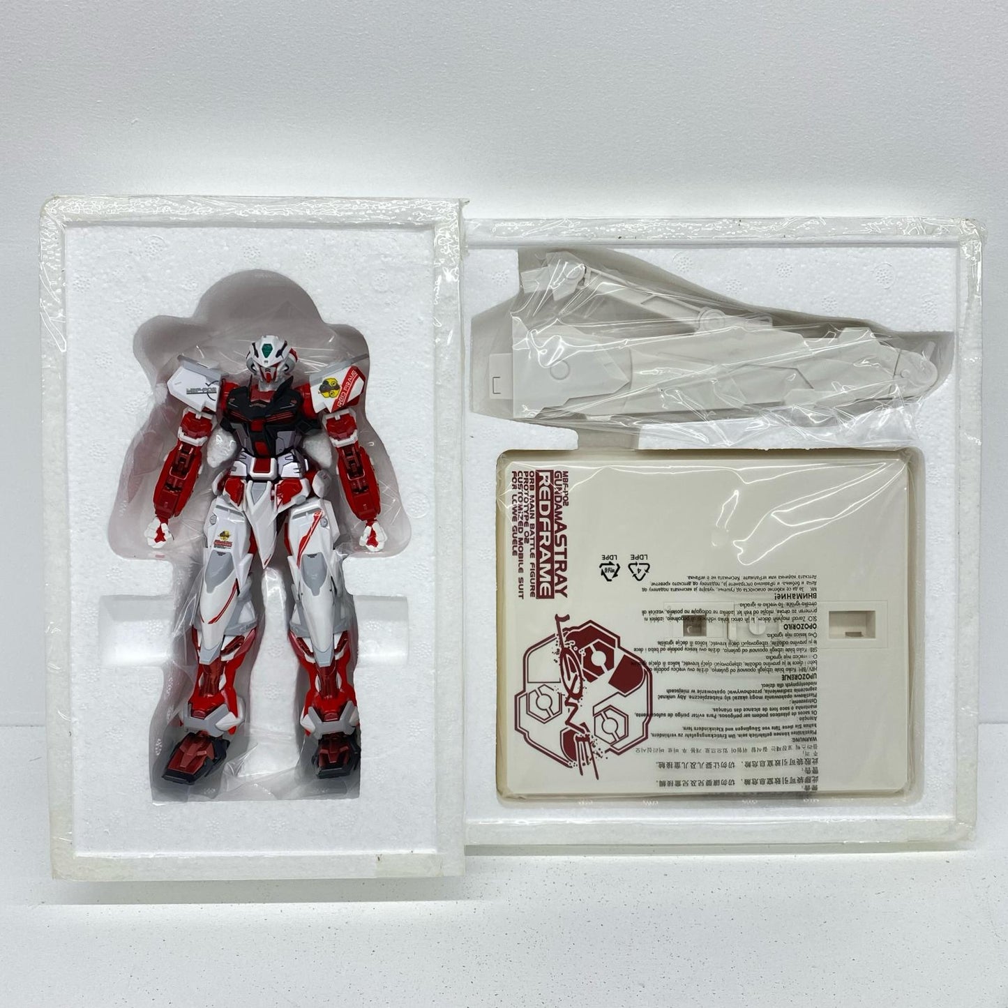 METALBUILDガンダムアストレイレッドフレーム「機動戦士ガンダムSEEDASTRAY」