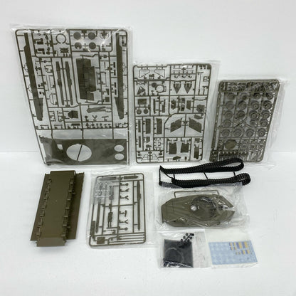 1/35レオパルト2A6戦車“ウクライナ軍”スケール限定[25207]