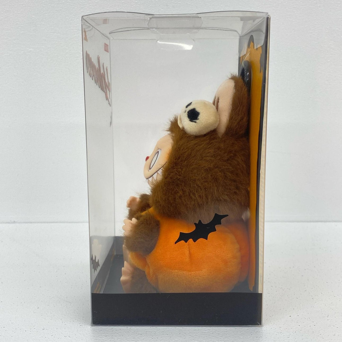 POP MART labubu Sitting Pumpkin【フィギュア】