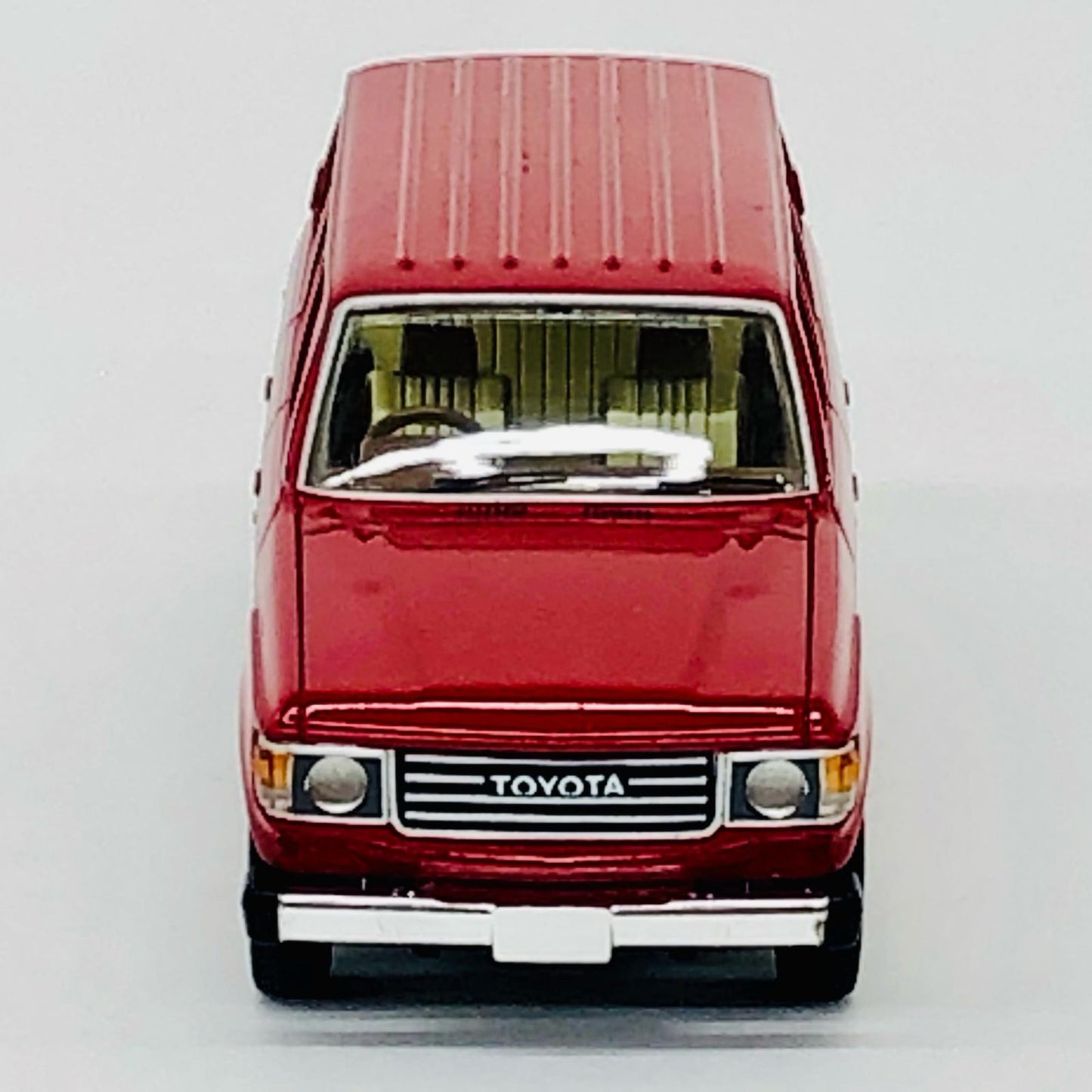 1/64 LV-N279b トヨタ ランドクルーザー60 スタンダード グレードアップバン仕様(レッド) 「トミカリミテッドヴィンテージNEO」 [320333]