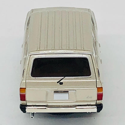 1/64 LV-N268b トヨタ ランドクルーザー60 北米仕様 88年式(ベージュM) 「トミカリミテッドヴィンテージNEO」 [320494]