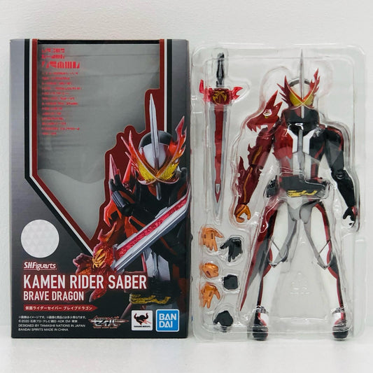 S.H.Figuarts仮面ライダーセイバーブレイブドラゴン「仮面ライダーセイバー」【フィギュア】