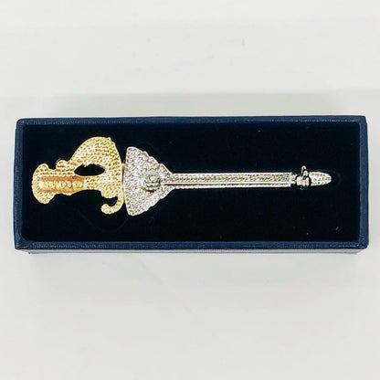 その他ホビー 白上フブキ ブローチ 「バーチャルYouTuber ホロライブ 白上フブキ1stソロライブ FBKINGDOM “ANTHEM”」 白上フブキ【イオン広店】