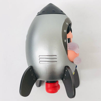 フィギュア The Space Traveller 「POPMART CRYBABY CRYING TO THE MOON シリーズ」 CRYBABY CRYING TO THE MOON【フィギュア】【瀬戸大橋店】