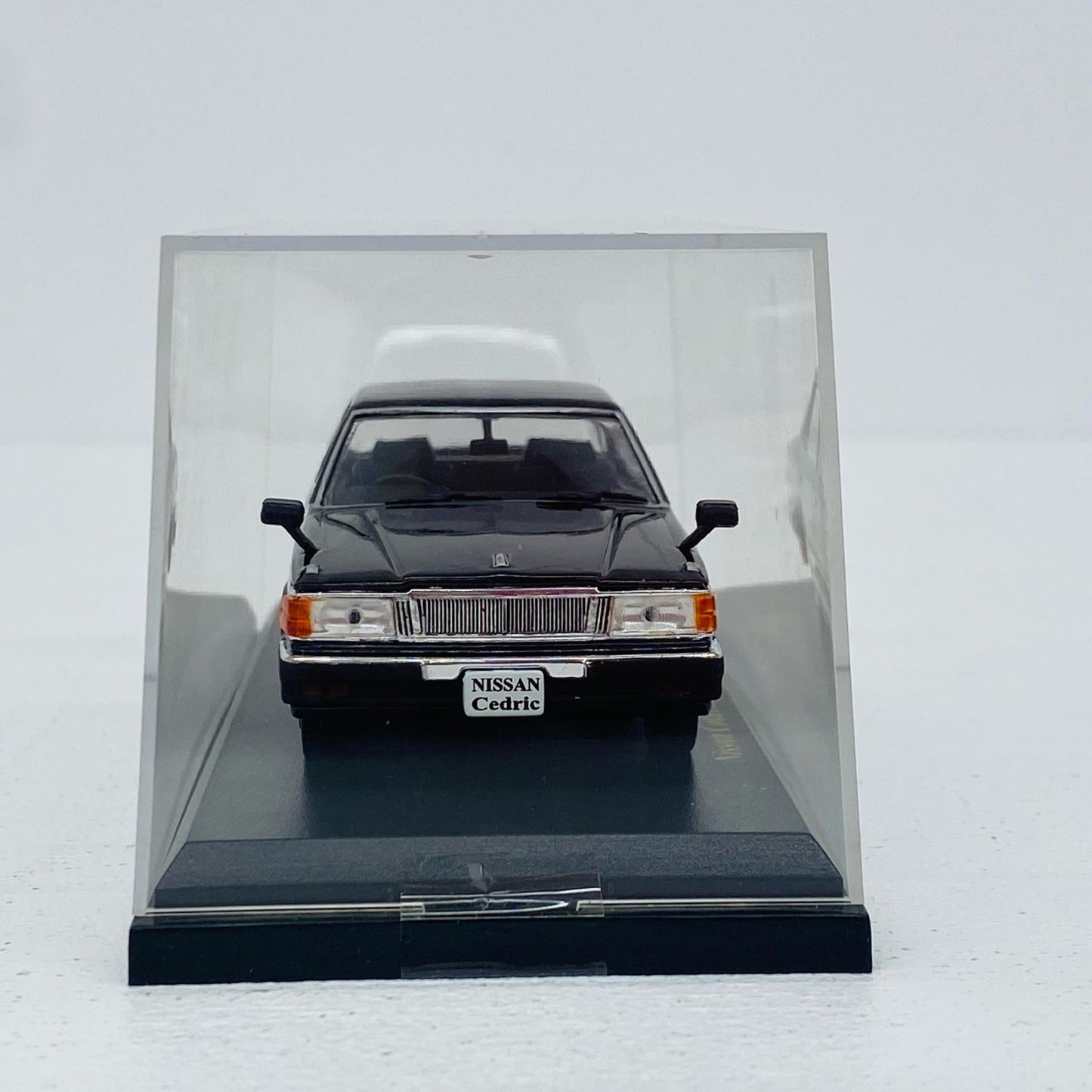 日産名車コレクション セドリック 430 1979 1/4