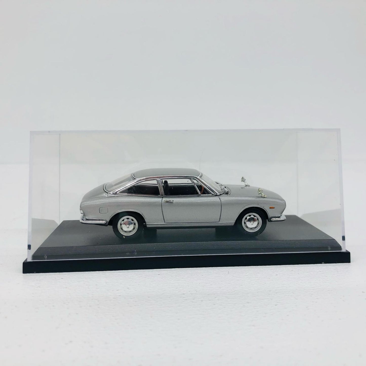 おもちゃ・玩具 国産名車コレクション いすゞ 117 クーペ 1968 いすゞ 117 クーペ 1968【加古川店】