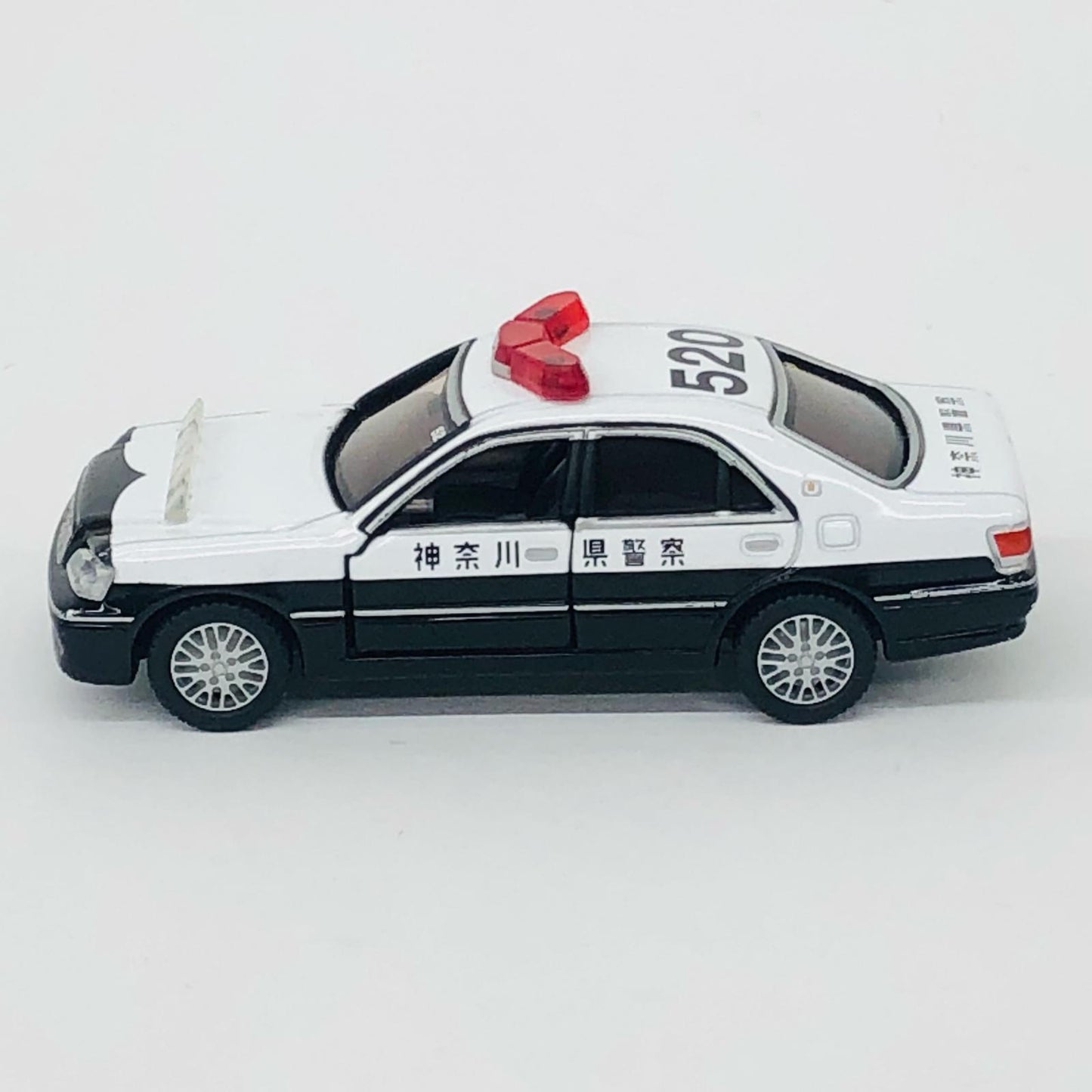 1/62トヨタクラウンパトロールカー神奈川県警察#520(ホワイト×ブラック)「トミカリミテッド高速隊パトロールカー」[796275]