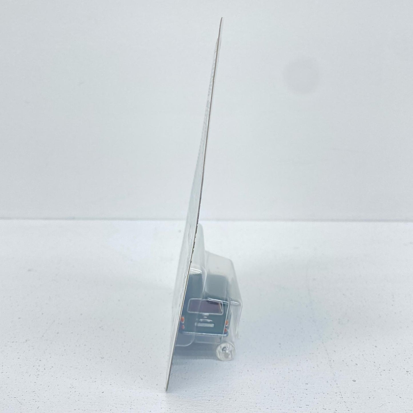 1/64ボルボP220アマゾンワゴン「HotWheelsカーカルチャーファストワゴン」[GRJ64]