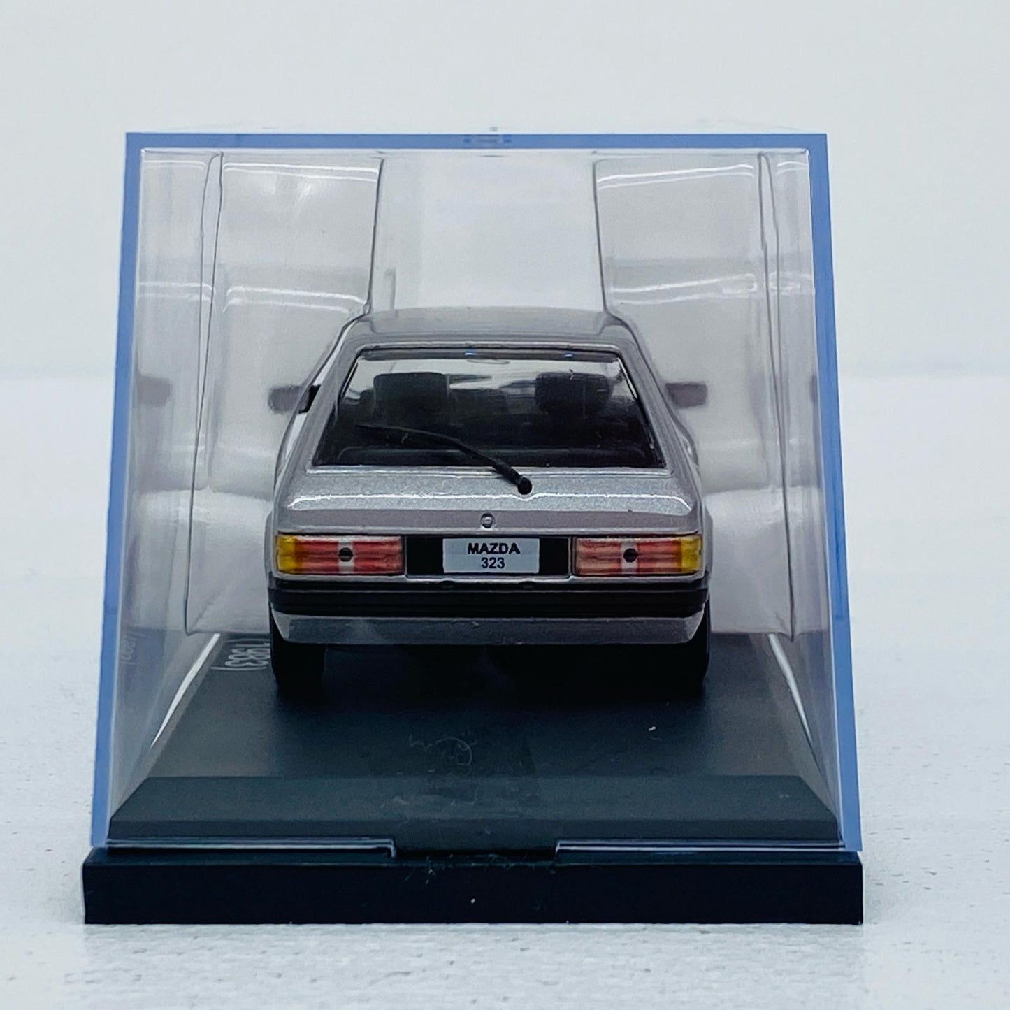 国産名車コレクション 1/43 マツダ 323 (1983)
