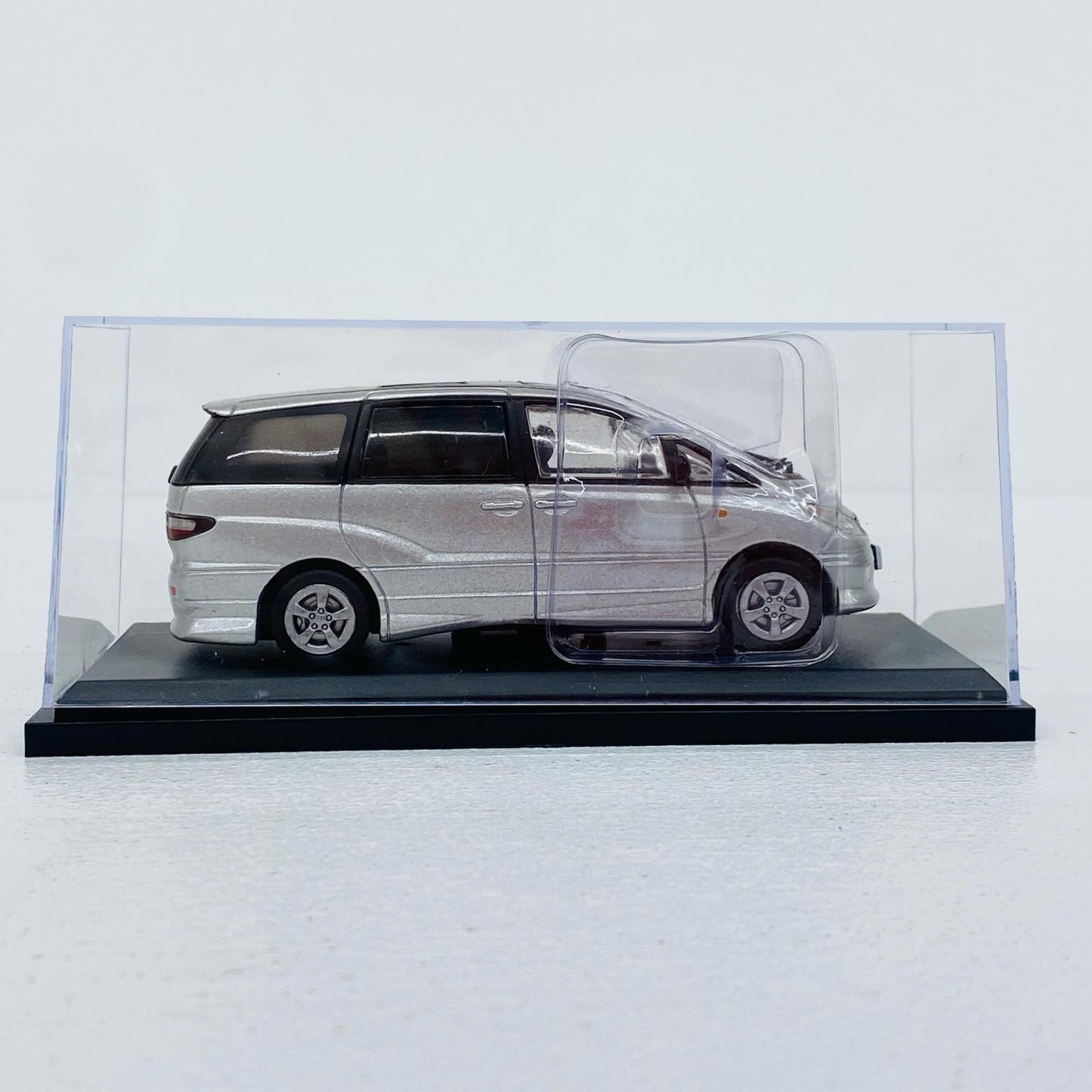 国産名車コレクション 1/43 トヨタ エスティマ