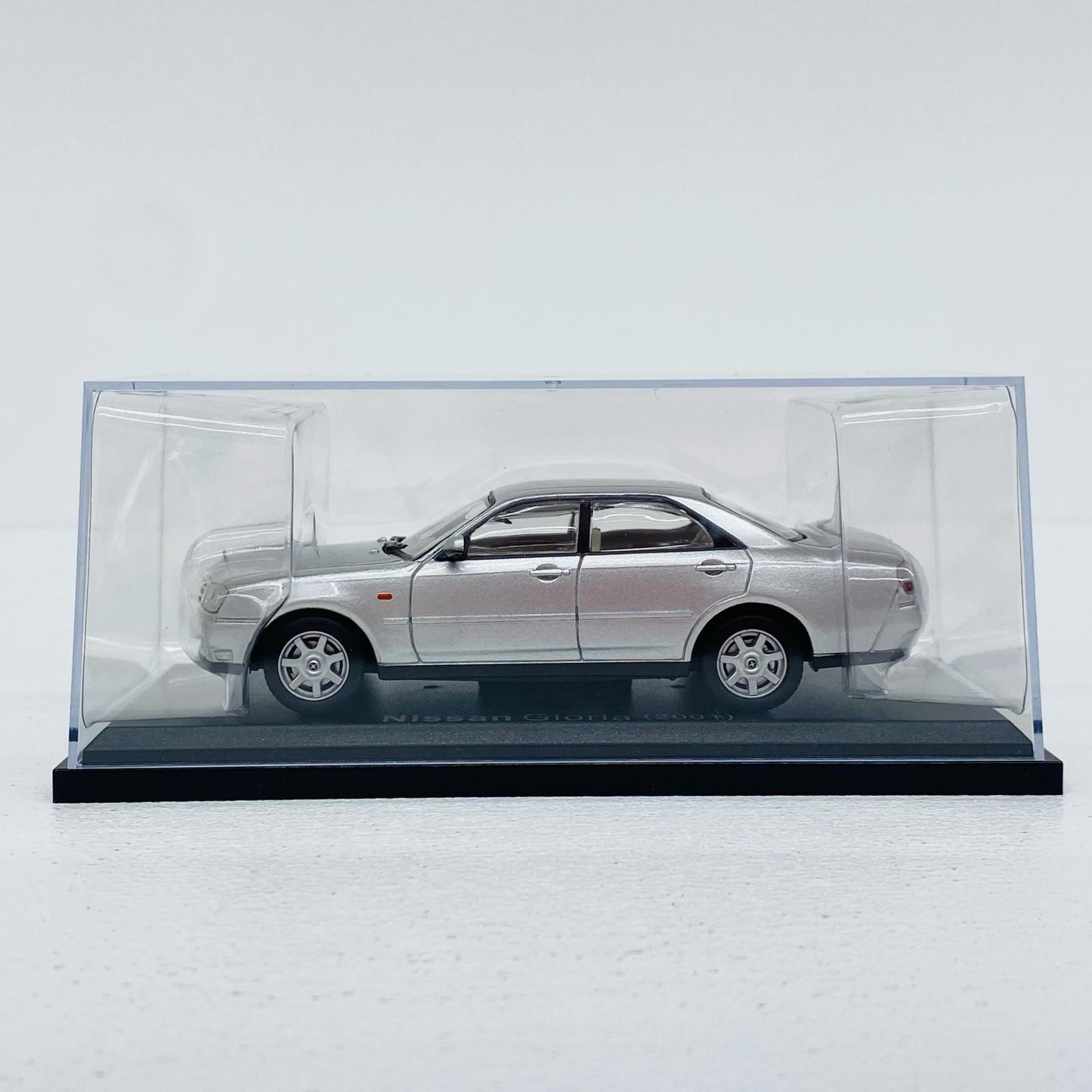 国産名車コレクション 1/43 日産 グロリア 200