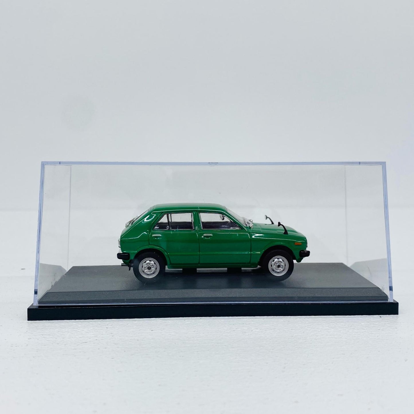 国産名車コレクション 1/43 ダイハツ シャレー