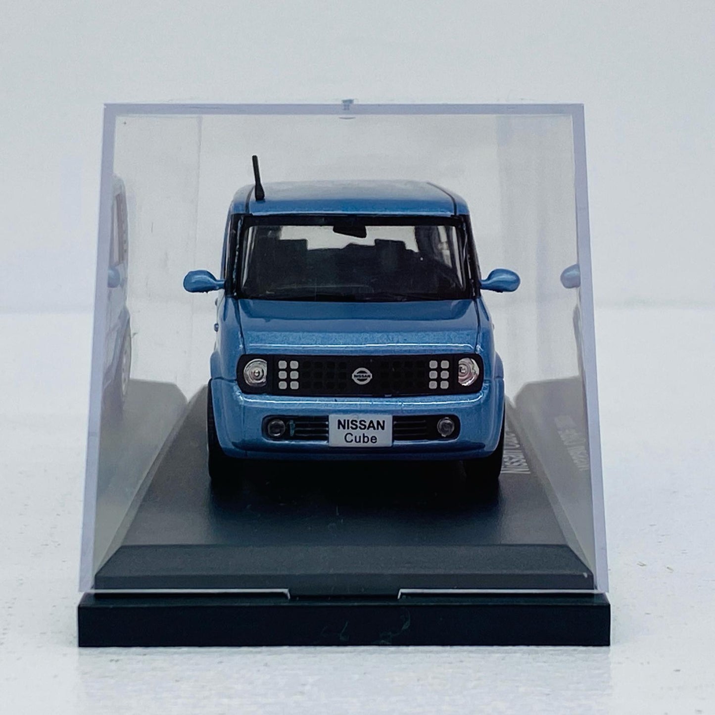 国産名車コレクション 1/43 日産 キューブ 200