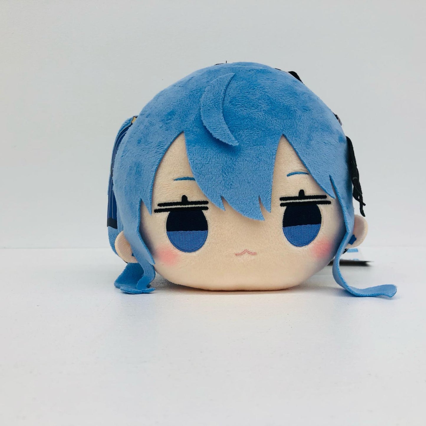 ぬいぐるみ 星街すいせい 寝そべりぬいぐるみ ホロライブプロダクション 星街すいせい 寝そべりぬいぐるみ【イオン広店】