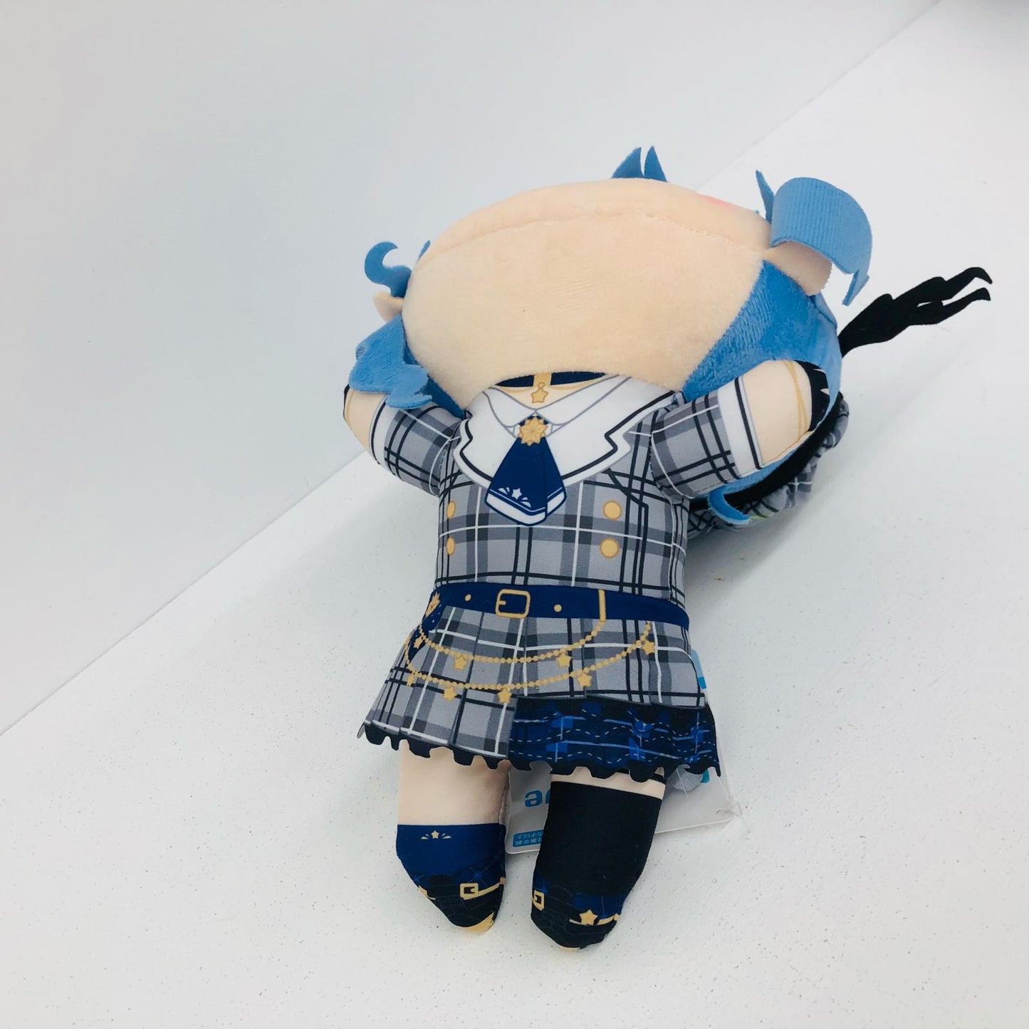 ぬいぐるみ 星街すいせい 寝そべりぬいぐるみ ホロライブプロダクション 星街すいせい 寝そべりぬいぐるみ【イオン広店】