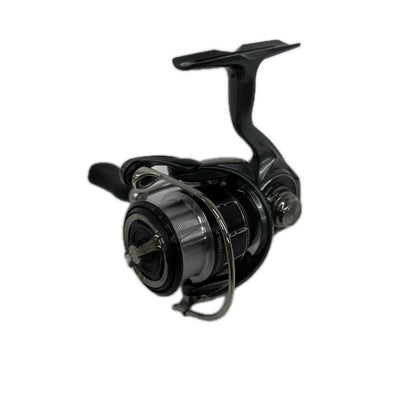 【フィッシング/釣り/釣具/リール】 【スピニングリール】Daiwa | ダイワ 24ルビアス LT2000S-P