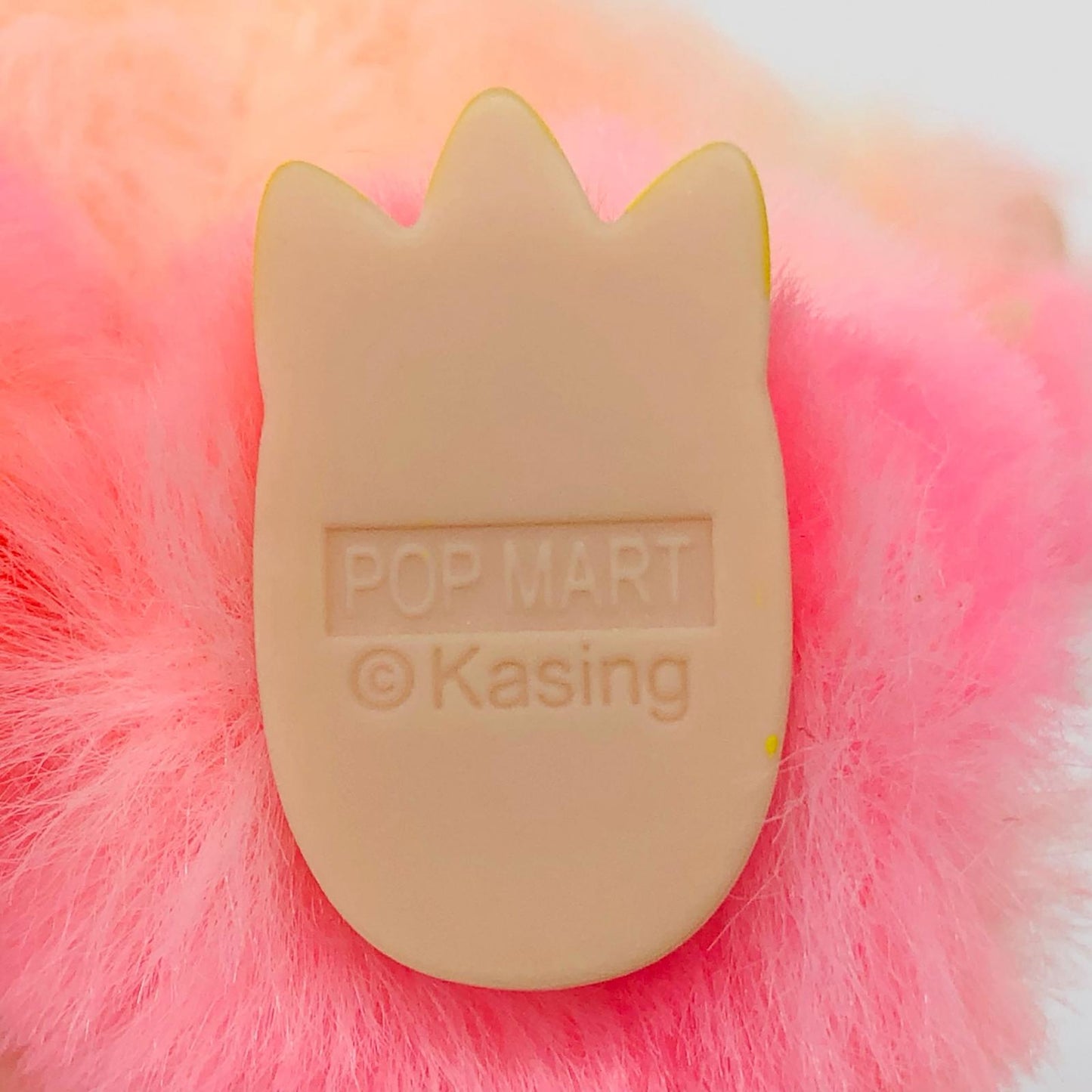 ぬいぐるみ LOYALTY「THE MONSTERS Big into Energy シリーズ ぬいぐるみペンダント」POPMART THE MONSTERS Big into Energy ぬいぐるみペンダント【瀬戸大橋店】