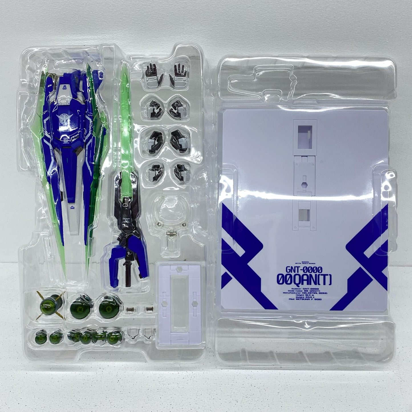 プラモデル METALBUILDGNT-0000ダブルオークアンタ「劇場版機動戦士ガンダム00-AwakeningoftheTrailblazer-」 GNT-0000ダブルオークアンタ METAL BUILD【加古川店】