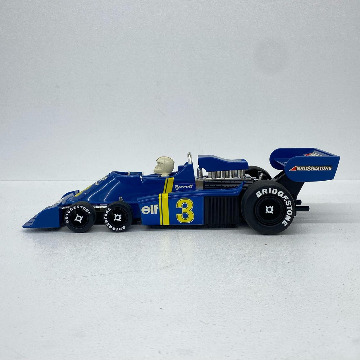おもちゃ・玩具 アクションシリーズ F-1レーシングカー タイレル P34【加古川物流】